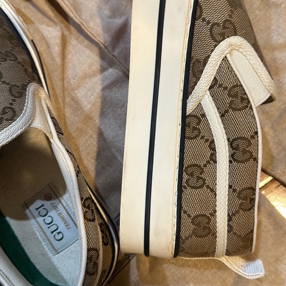 AUTHENTIC Women’s Canvas Monogram Platform Sneaker - Picture 16 of 16